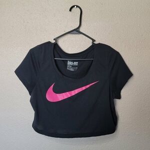 Nike Woman's Crop Top Tee Black Sz S